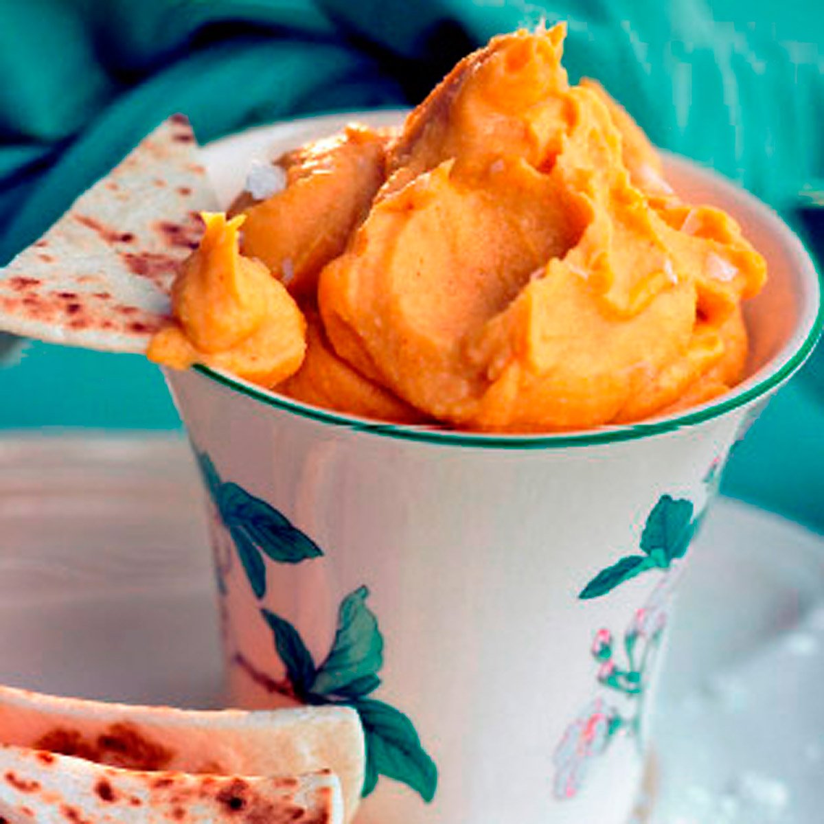 Hummus de sésamo tostado